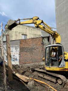 Phạm Tường 5 thi công đóng cừ C250 tại TPHCM