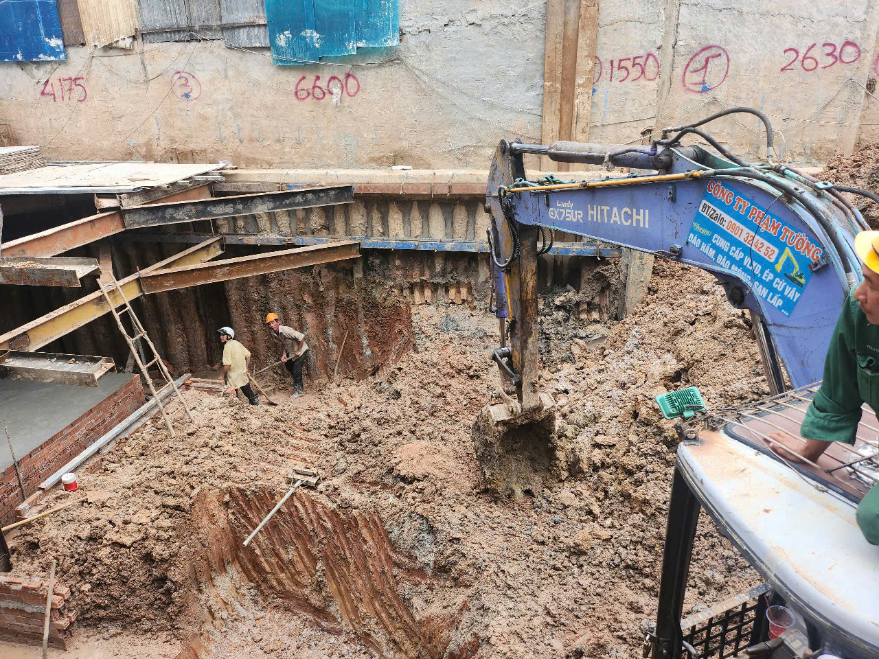 Dịch vụ san lấp mặt bằng quận 9 chuyên nghiệp.