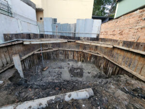 (Hình 2: ảnh chi tiết thanh cừ C thép mạ kẽm)