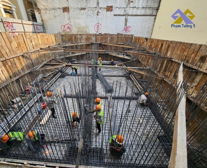 Phạm Tường 5 thi công nền móng tầng hầm