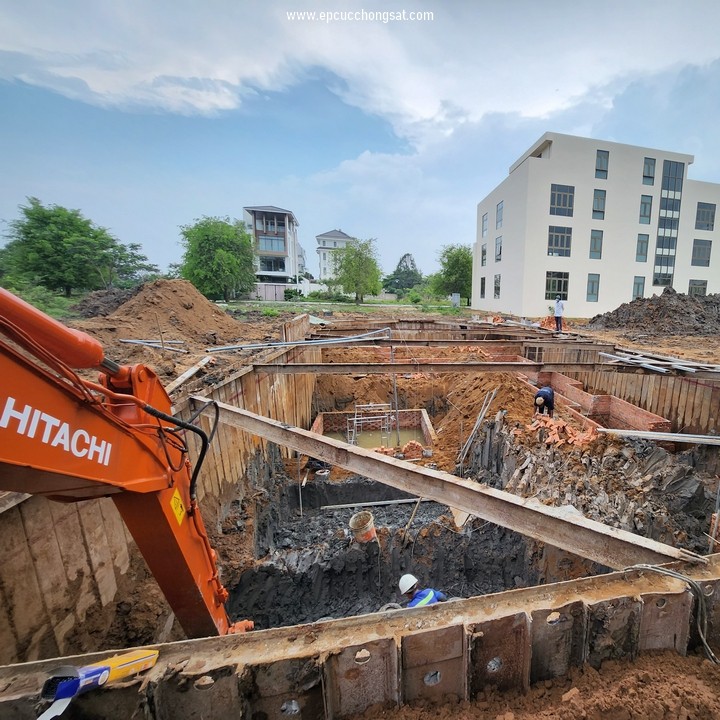 Xây dựng Phạm Tường 5 thi công ép cừ chống sạt tầng hầm